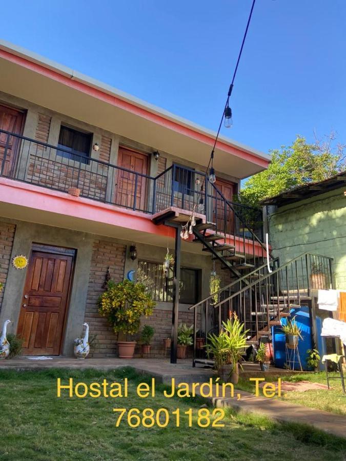 Hostal El Jardin León Buitenkant foto